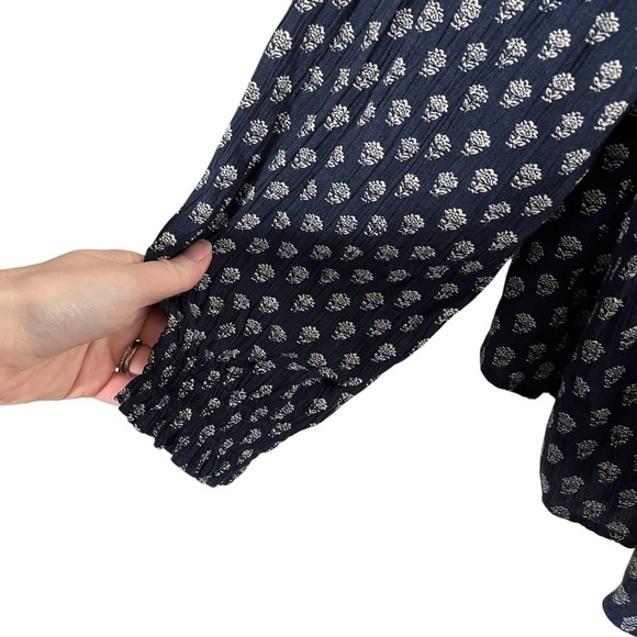 FAHERTY Emery Lotus Floral Print Blouse Top - Picture 7 of 11